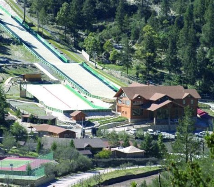 Are there any ski resorts in Mexico?