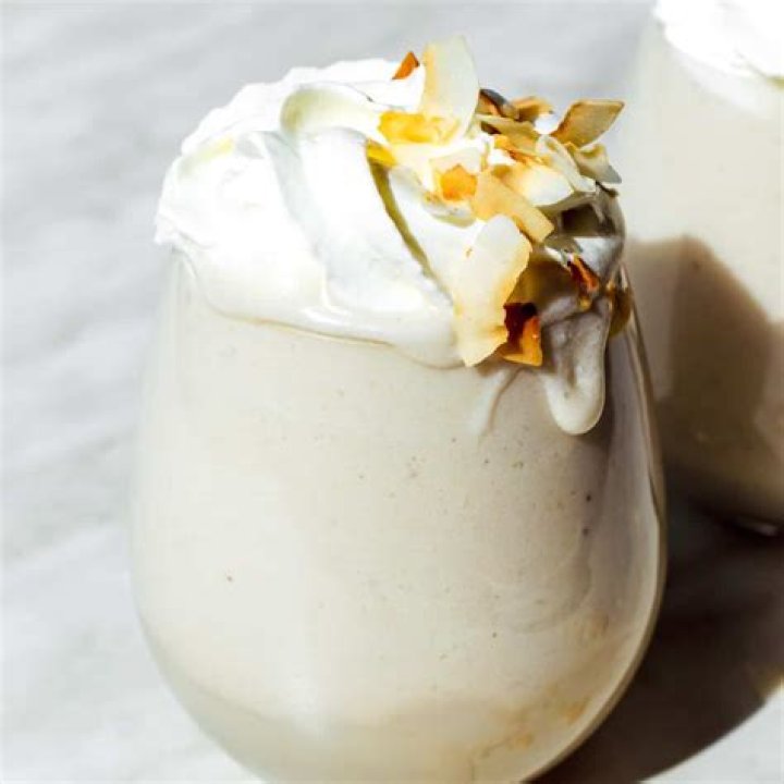 Are you supposed to shake coconut milk?