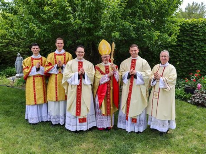 Can a diocesan priest marry?