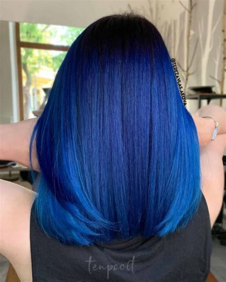 Can I dye brassy hair blue?