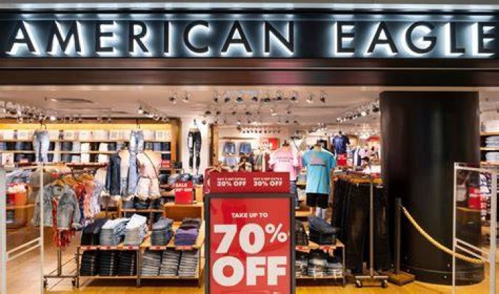 Does American Eagle franchise?