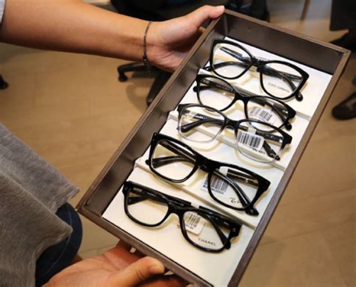 Does LensCrafters make glasses same day?