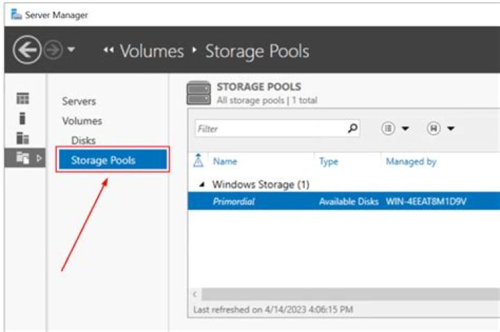 How do I use the storage pool in Windows 10?