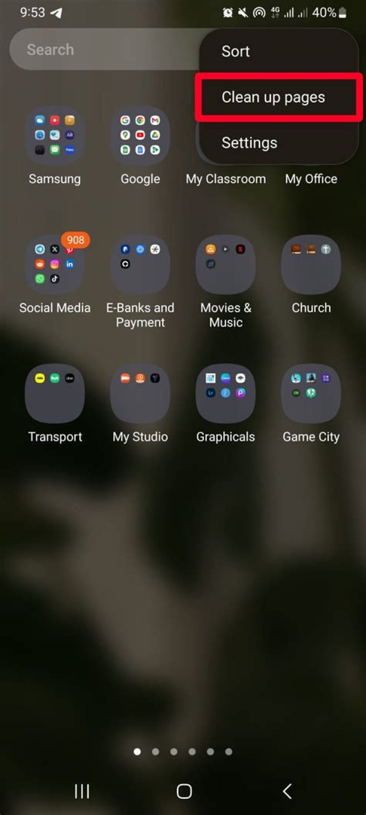 How do you organize apps on Samsung?