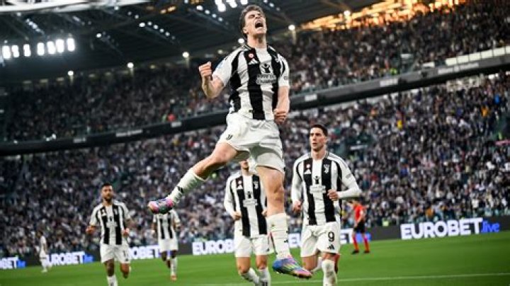How far is Juventus from Milan?