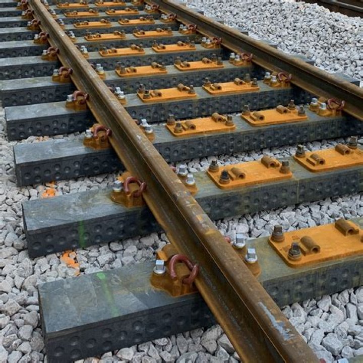 How long do concrete railroad ties last?