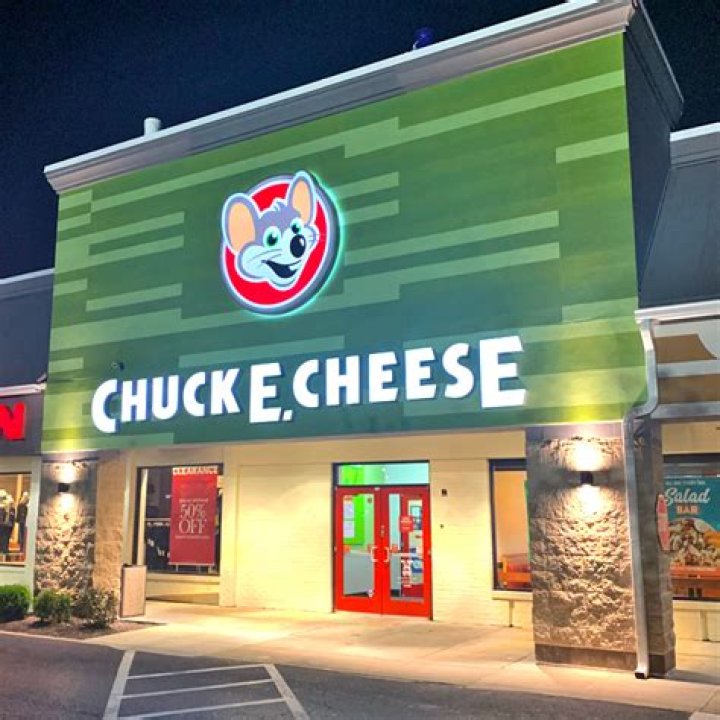 How much is a drink at Chuck E Cheese?