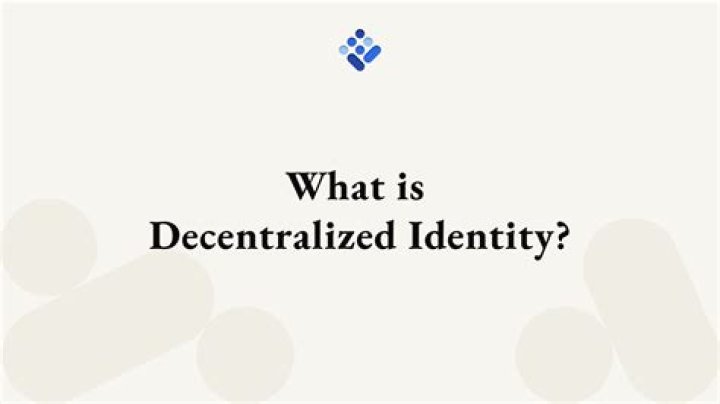 Is Wikipedia decentralized?