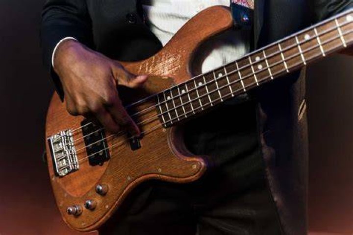 What guitars did Fleetwood Mac use?