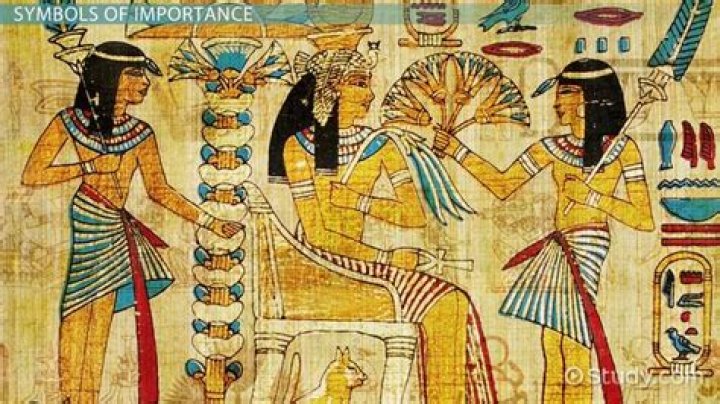 What is an Egyptian headdress called?
