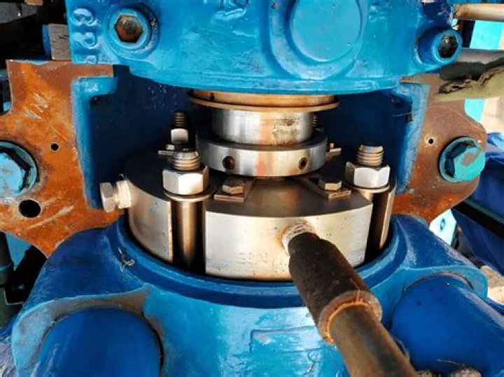What is the difference between EPR and EPDM?