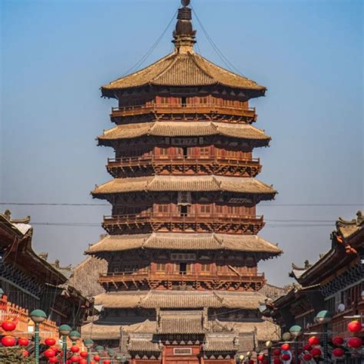 What is the importance of the pagoda in Chinese culture?