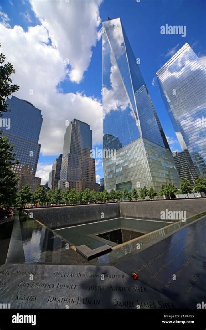 Who built the 9/11 memorial fountain?